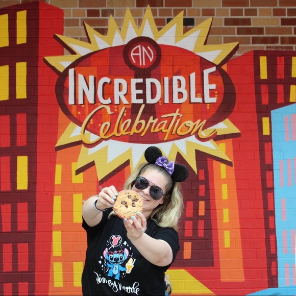 Meet your Posher, Micheline - Picture 1 of 1